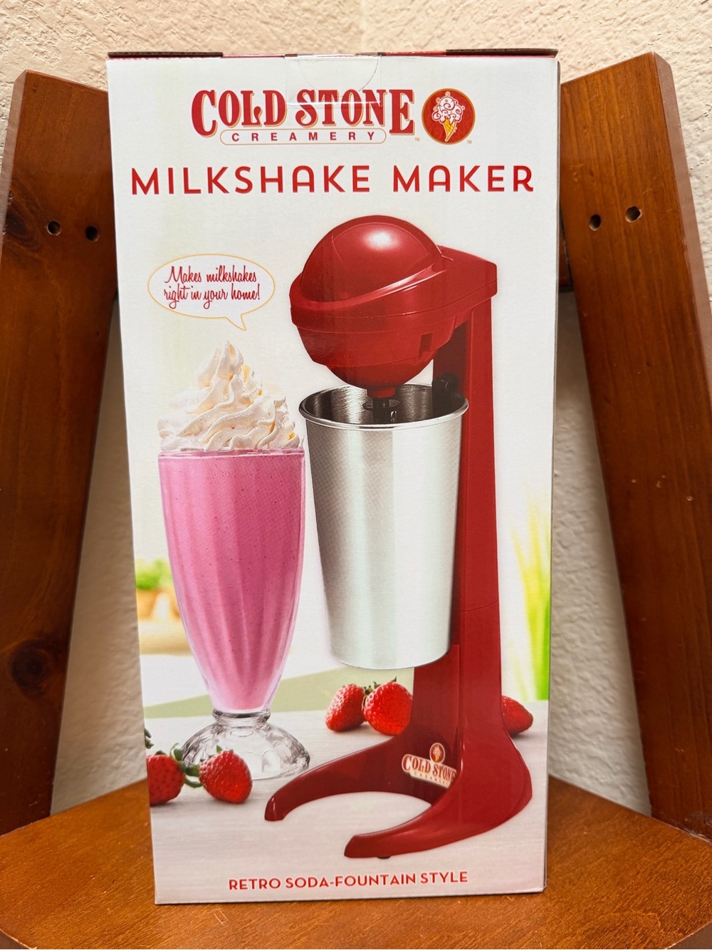 New.. Cold Stone Creamery Retro Soda-Fountain Milkshake Maker..